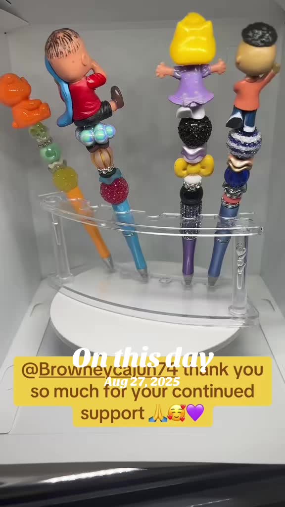 @Leidis Creations 1