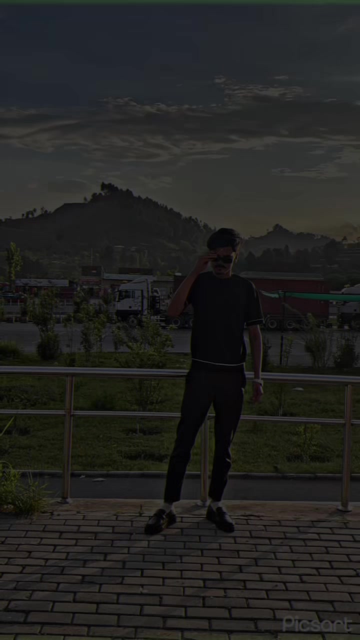 @𝑺•