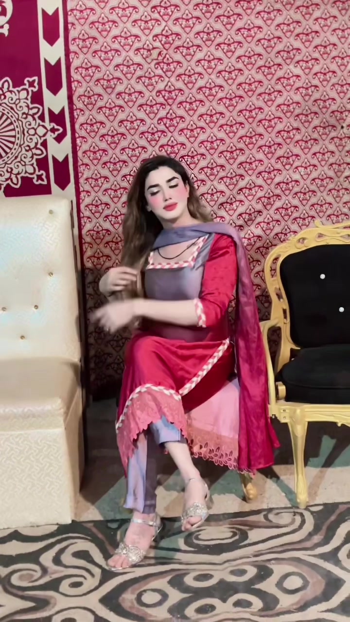 @Queen110👑