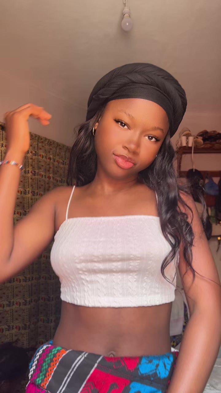 @𝓢𝓸𝓯𝓲𝓪✨