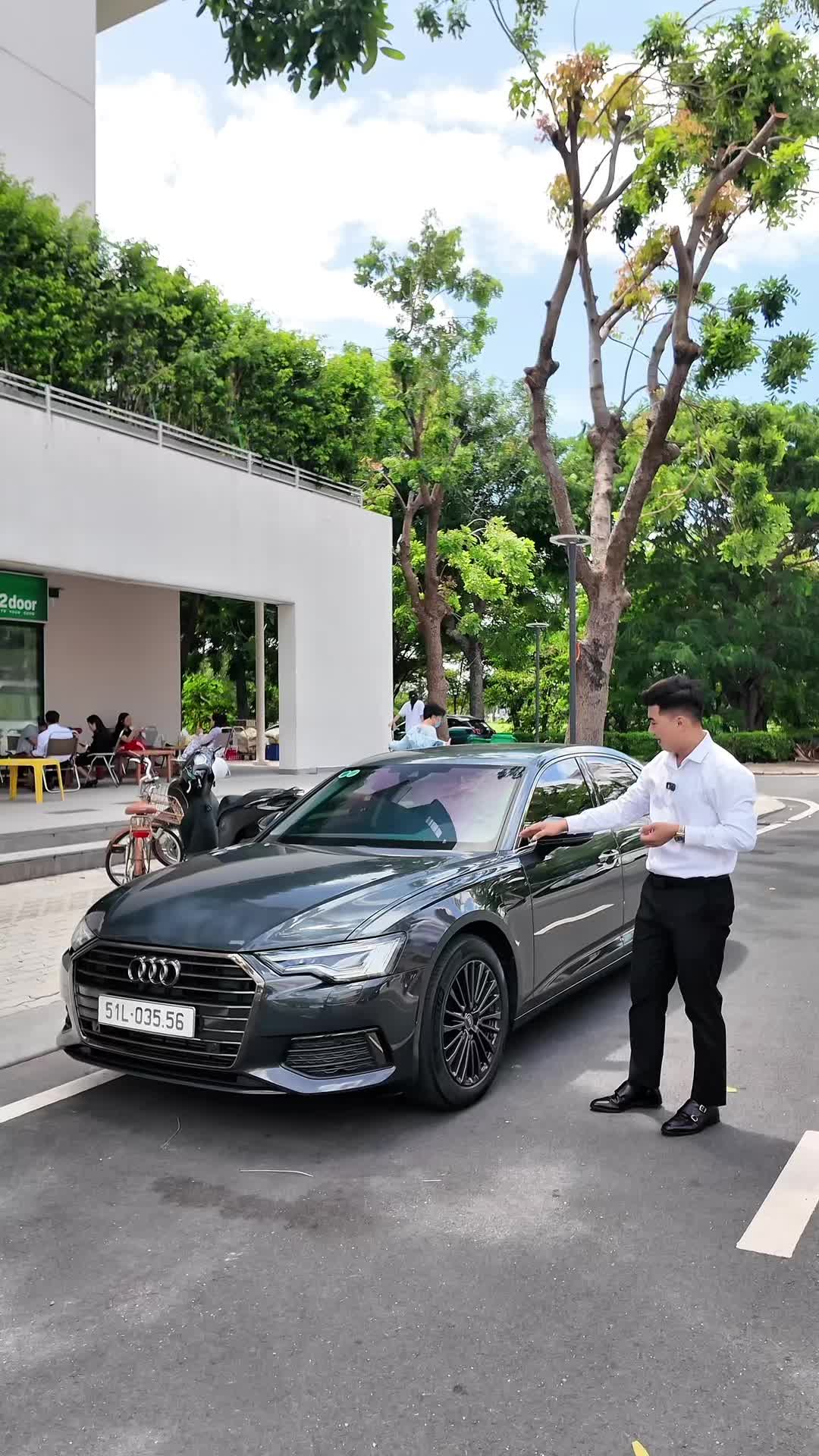 @TÂN XE LƯỚT