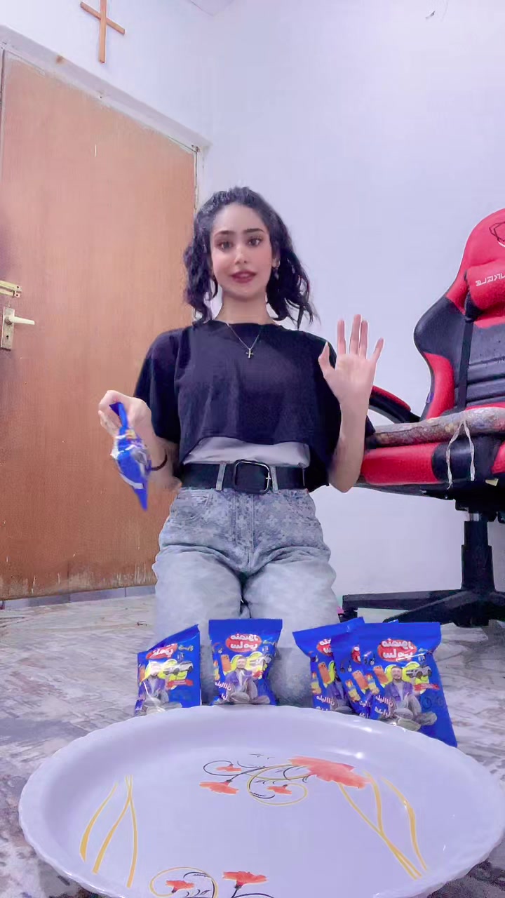 @عذراء