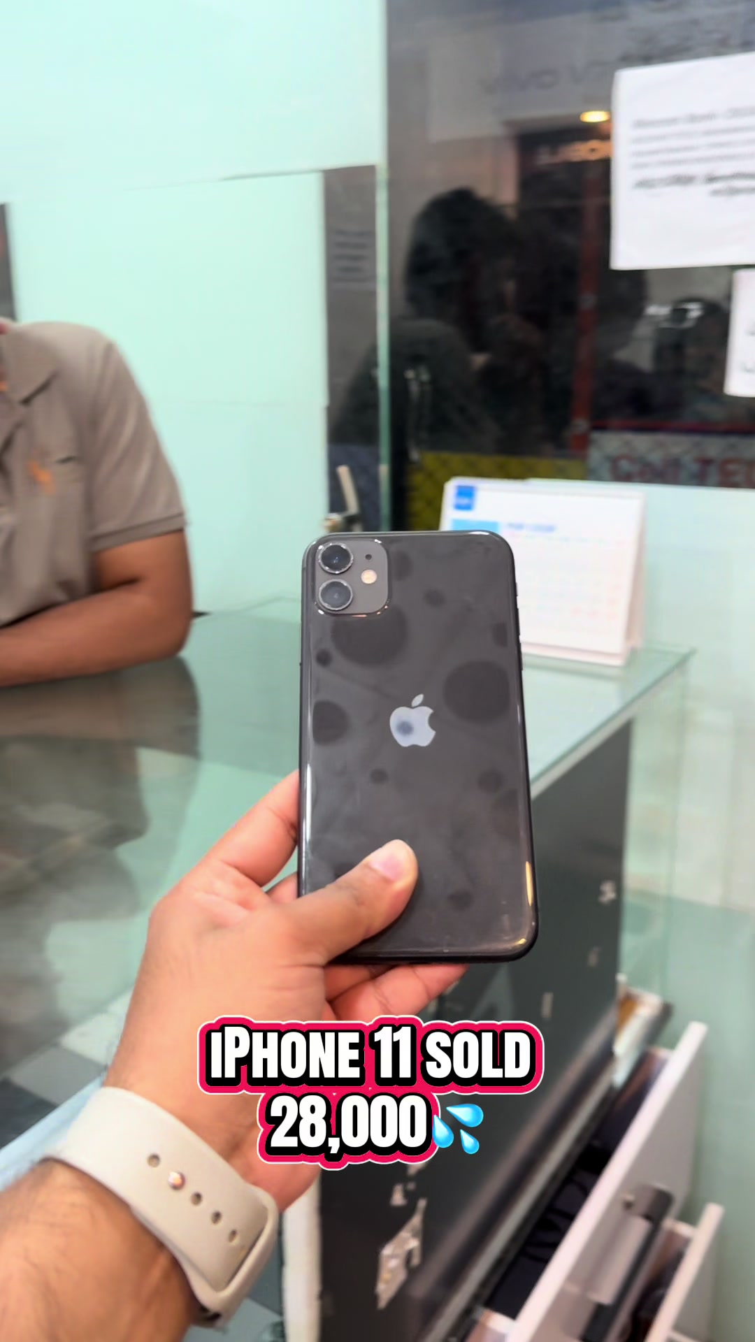 @Apple Outlet Okara