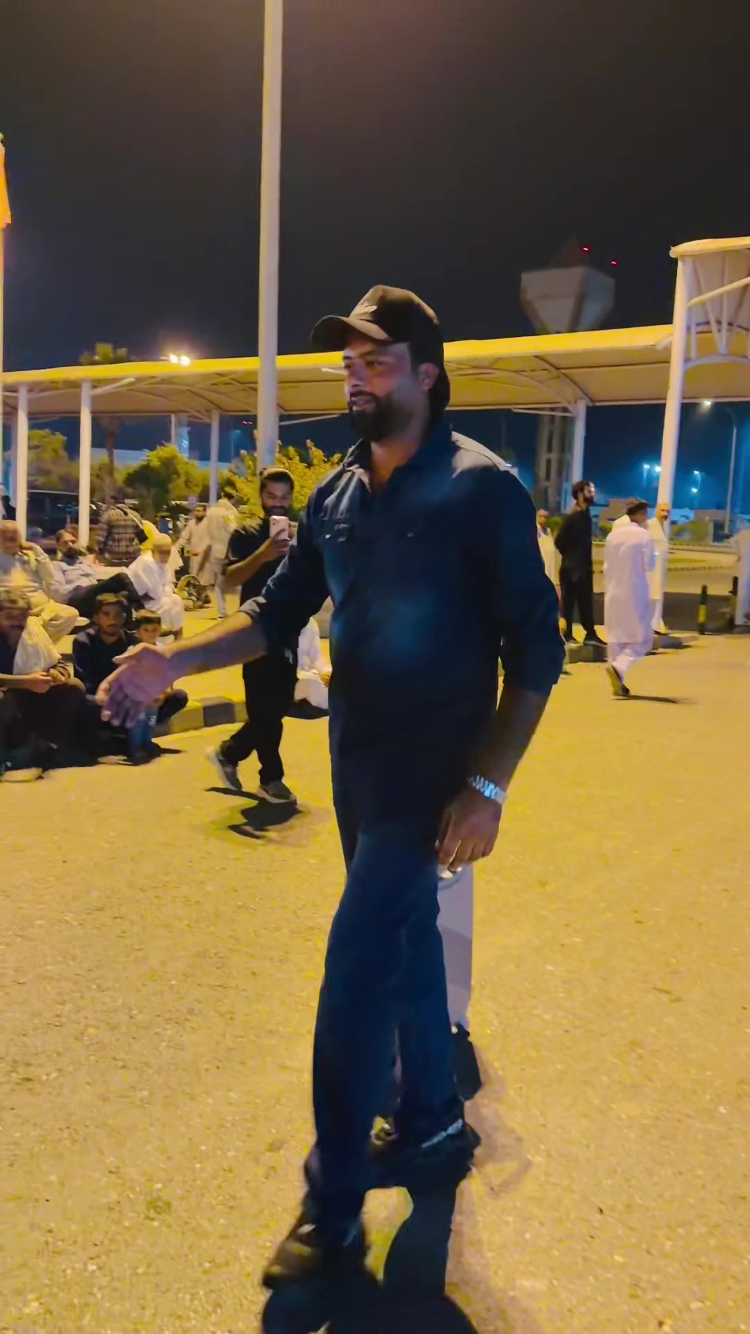 @hassanch1000
