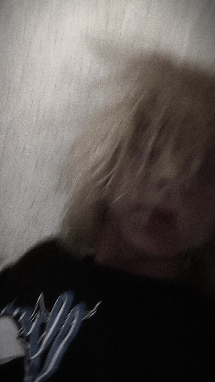 @ᴡᴇᴀᴋɴᴇ&dagger;𝟥s
