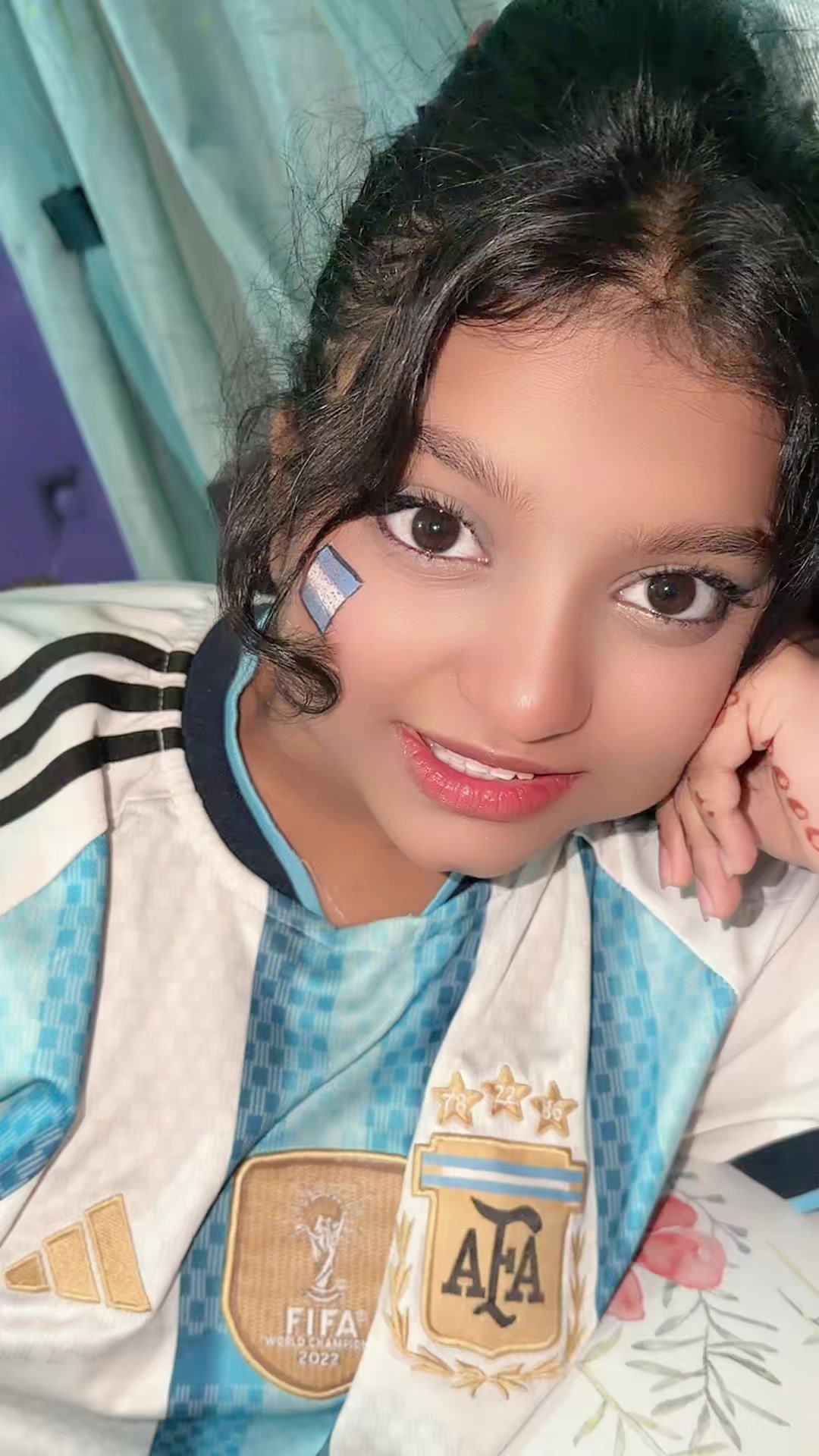 @Sara Vlogs