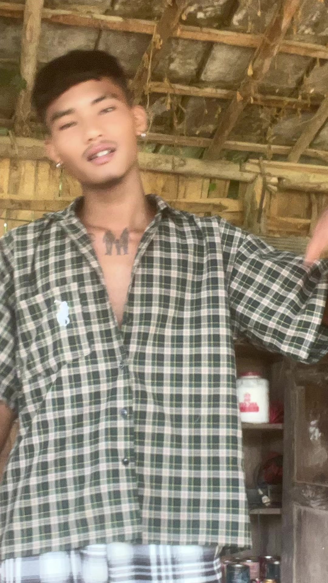 @Hlo DARliNG: ! ? (🫣) ,,!!!!!!