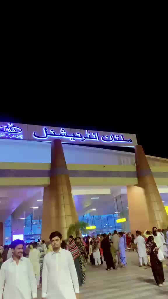 @🦁ShArAz. RoHiLa👑