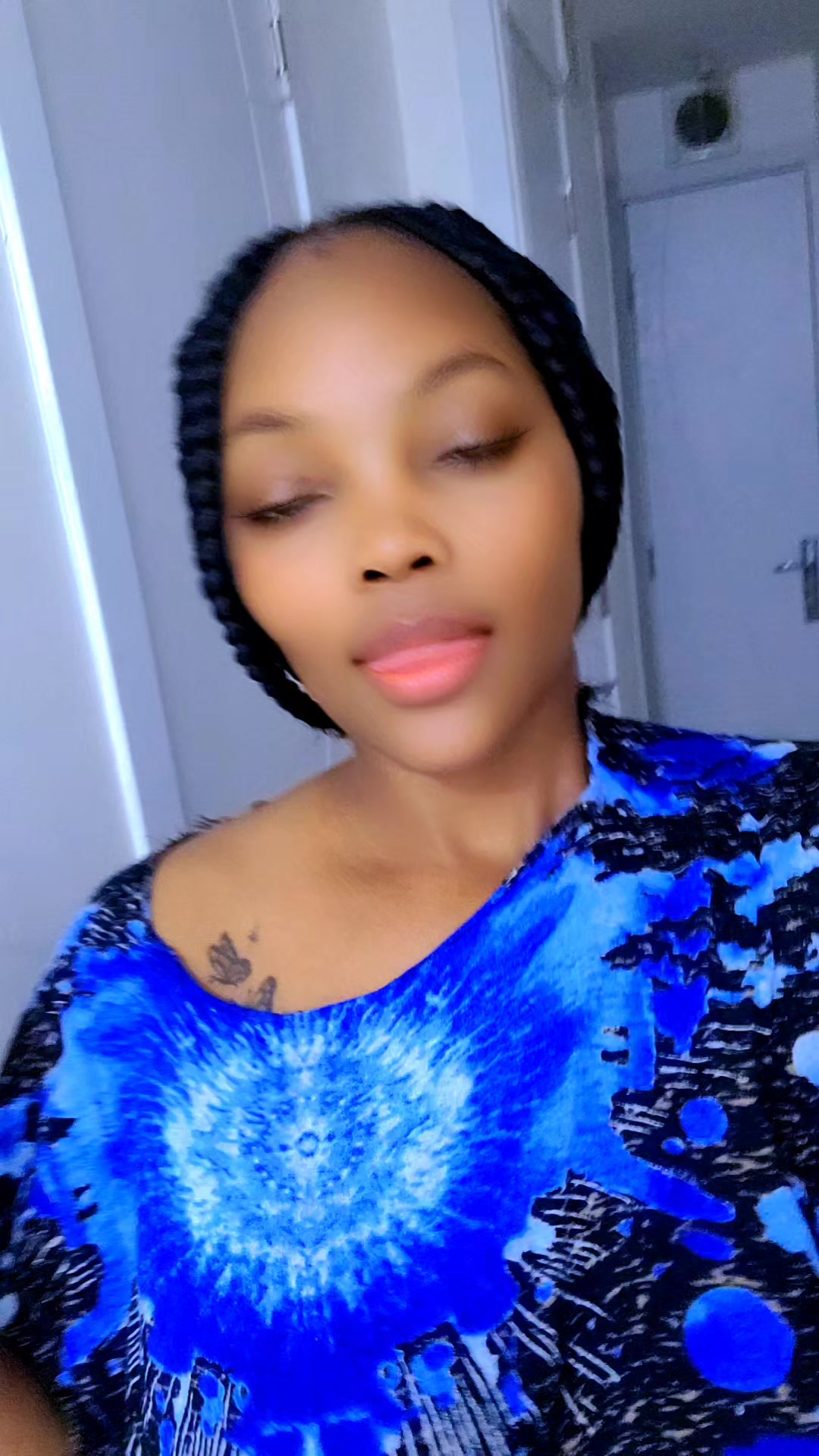 @KENDI 🇰🇪🇦🇪🇺🇲