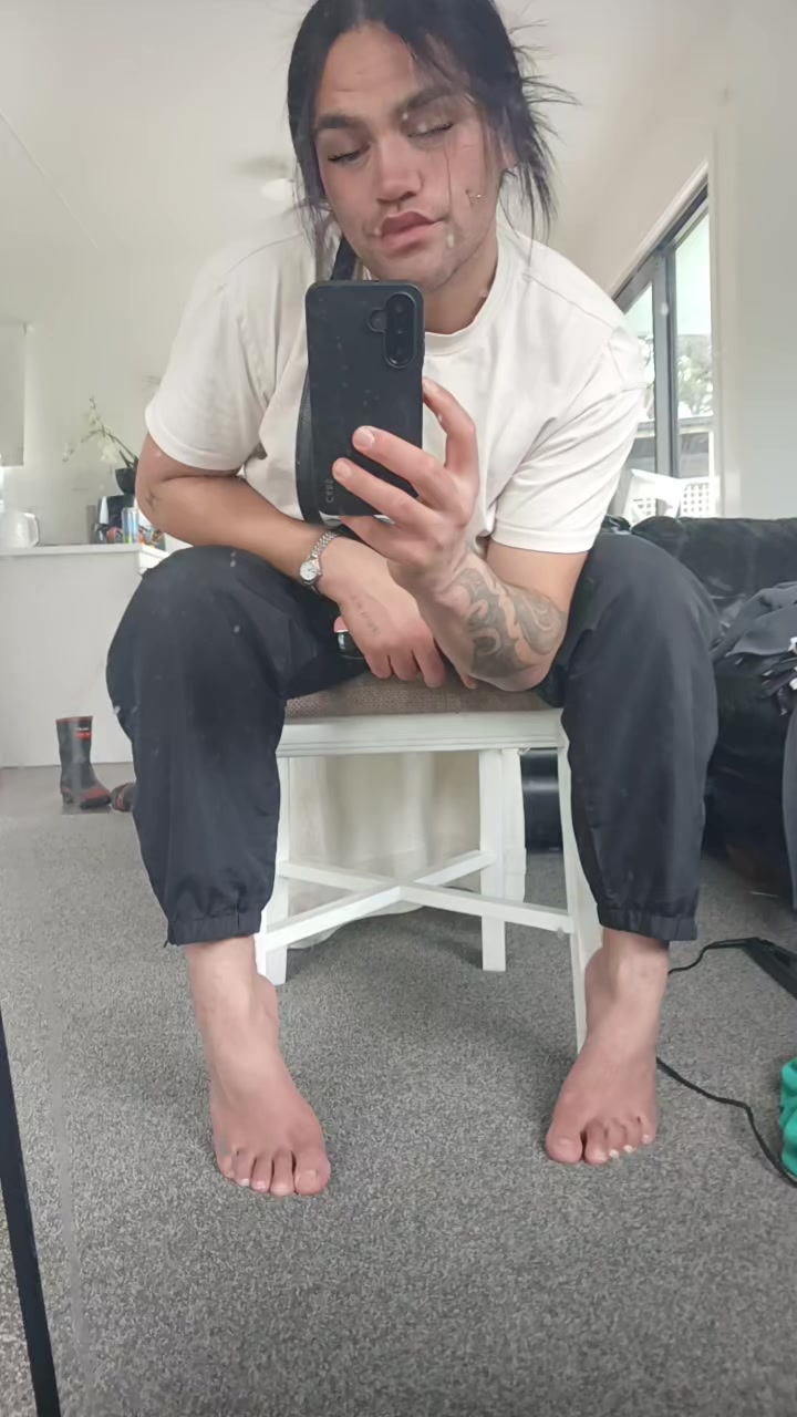@Eahbitch