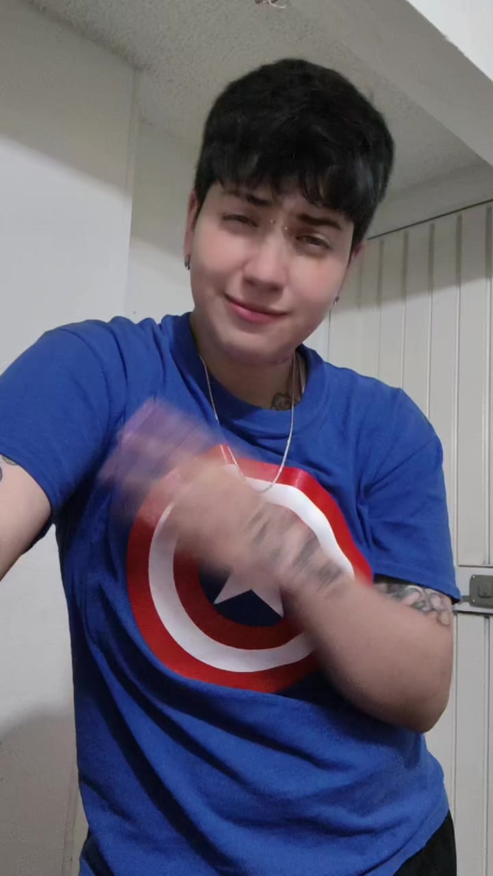 @Guzmán🏳️🌈