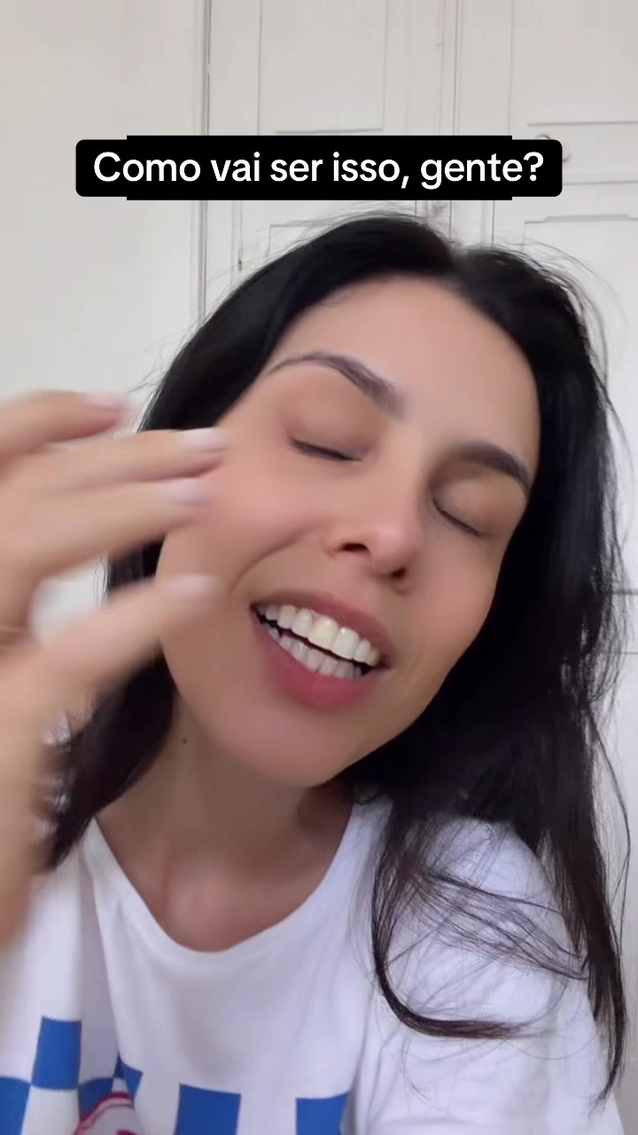 @Lívia Linhares