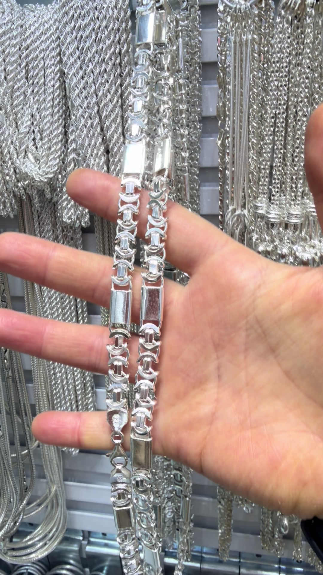 @Zehra Silver