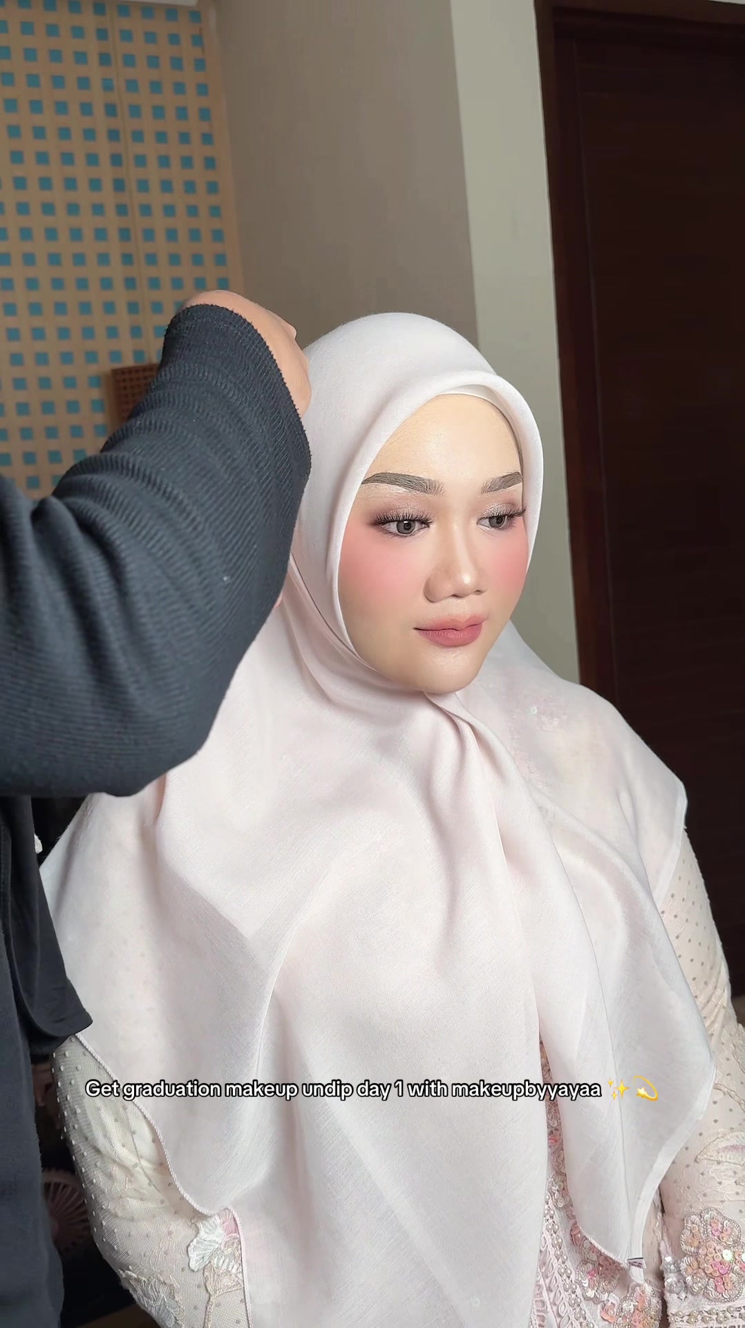@makeupbyyayaa_