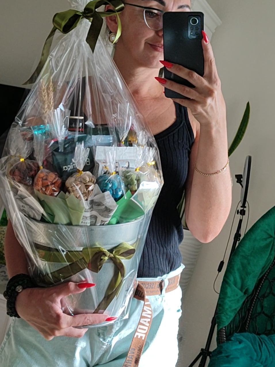 @Юлия 💐