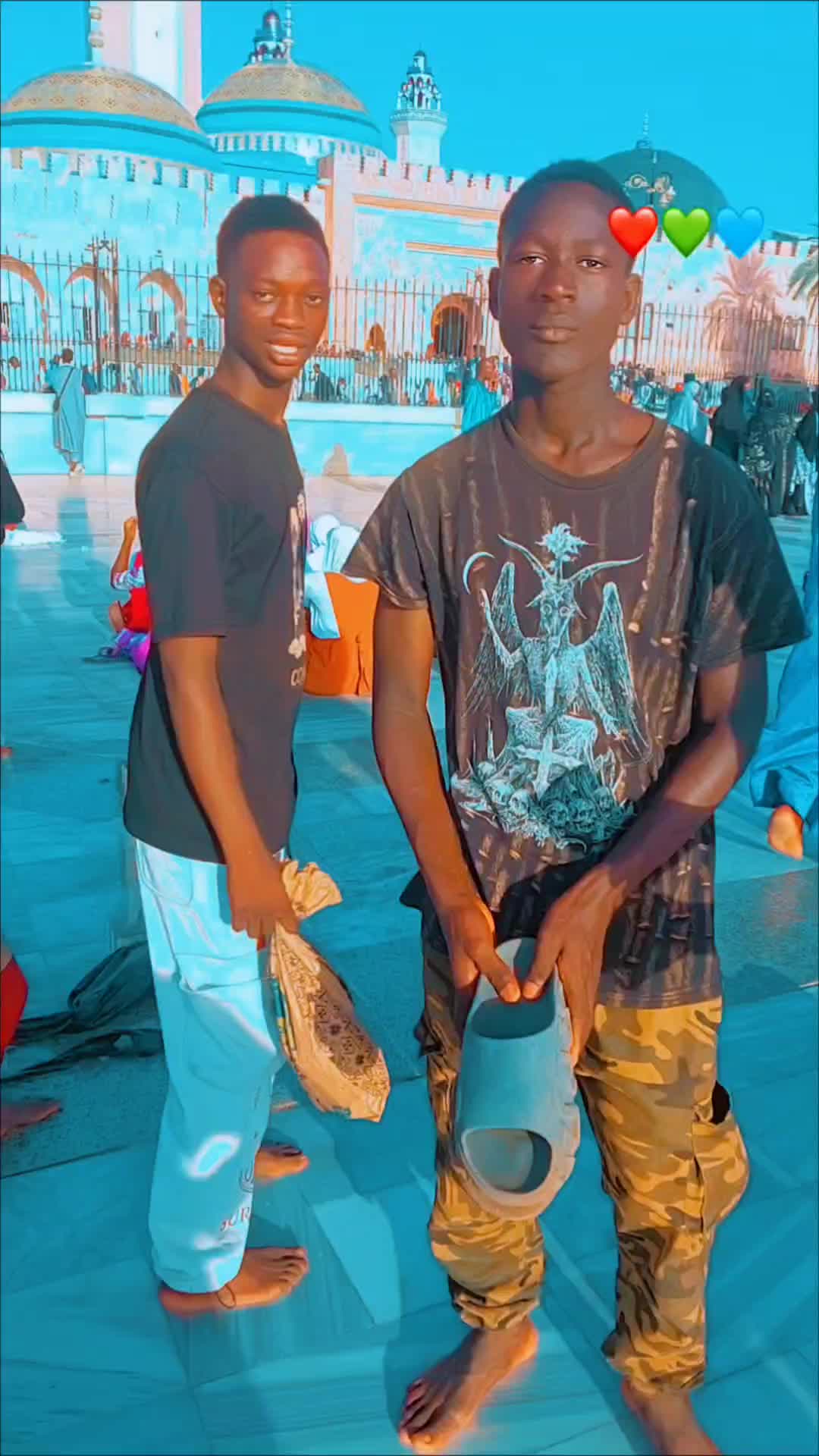 @AIiouGeye⚫️🔴🇸🇳🇸🇳🇸🇳🇸🇳
