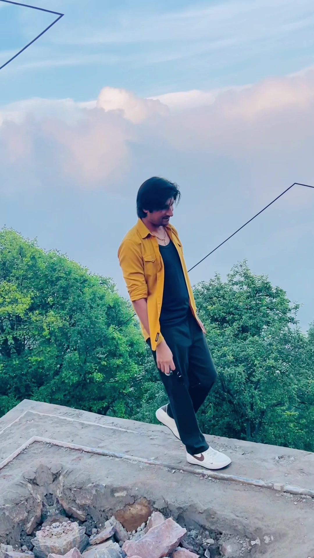 @Irfan lodhi 💎