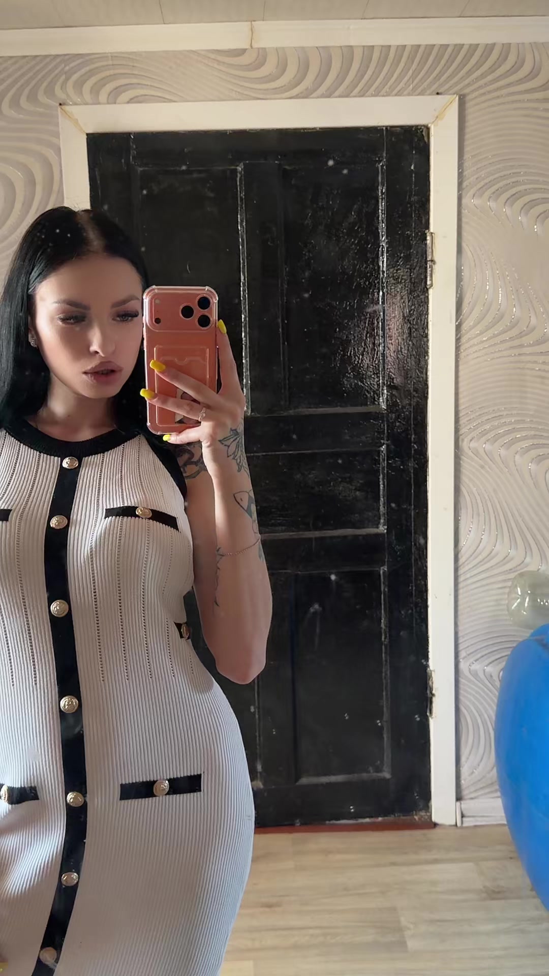 @Алина