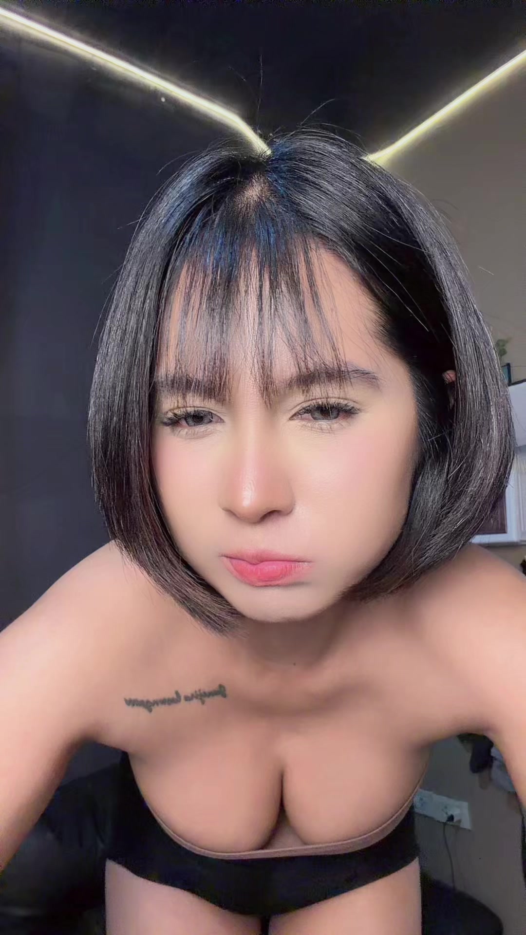 @เจนนิสชอบใส่บิกินี่👙