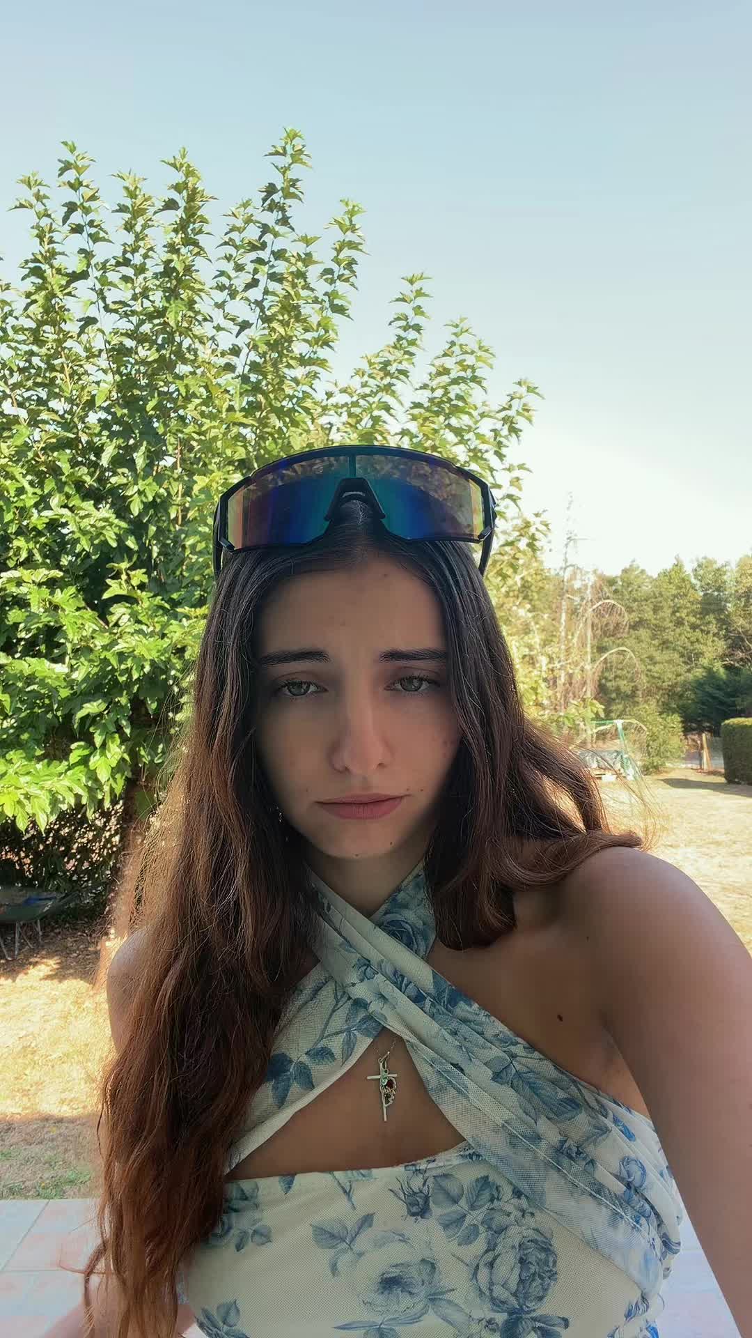 @chloooe