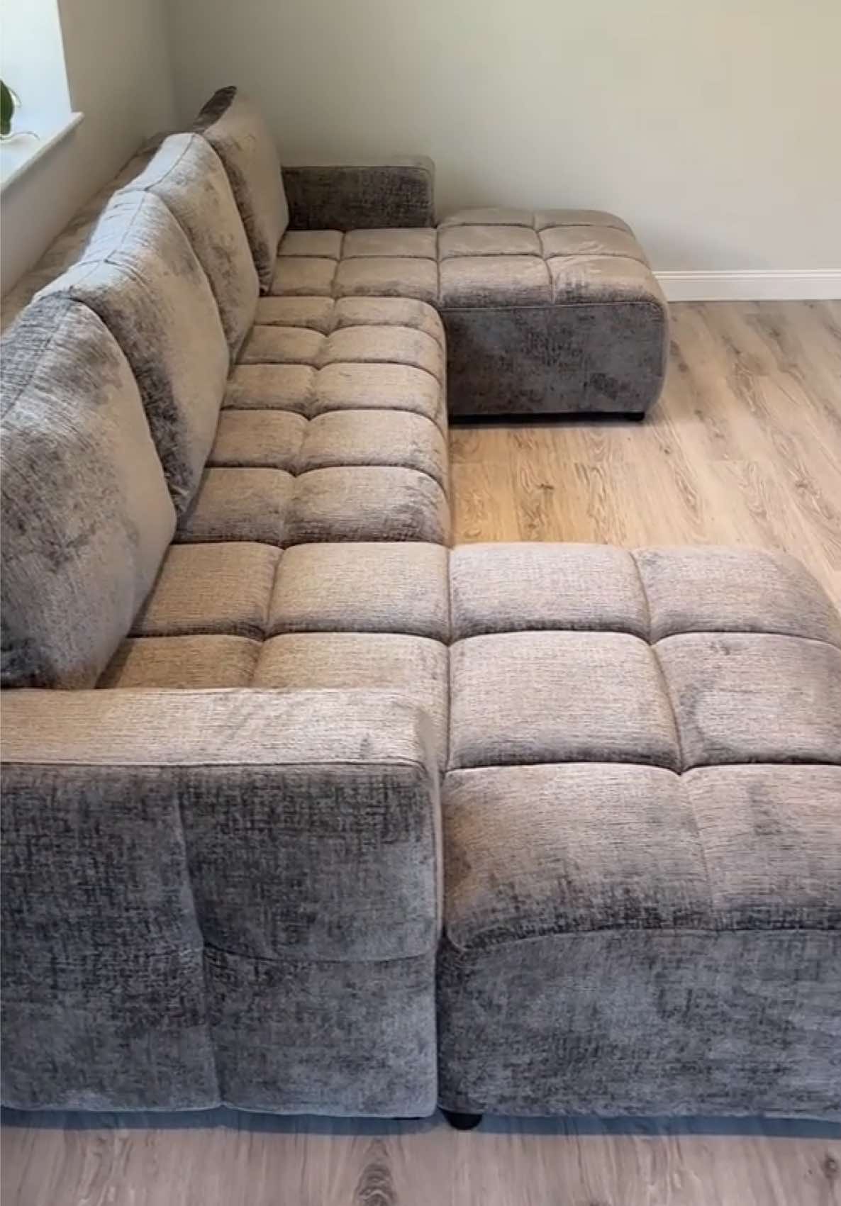 @Furniture Bros Ltd i.e