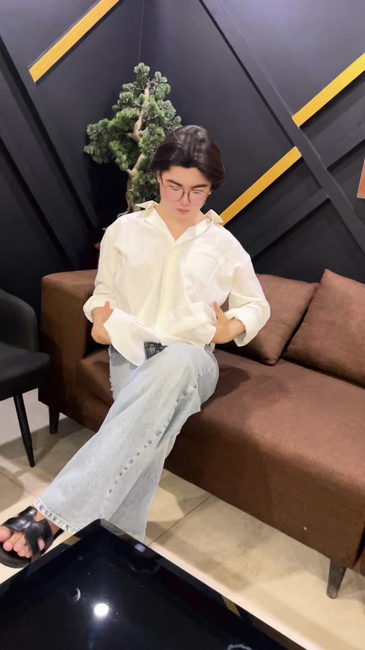 @Fadii Khan🥀🇦🇪🥵