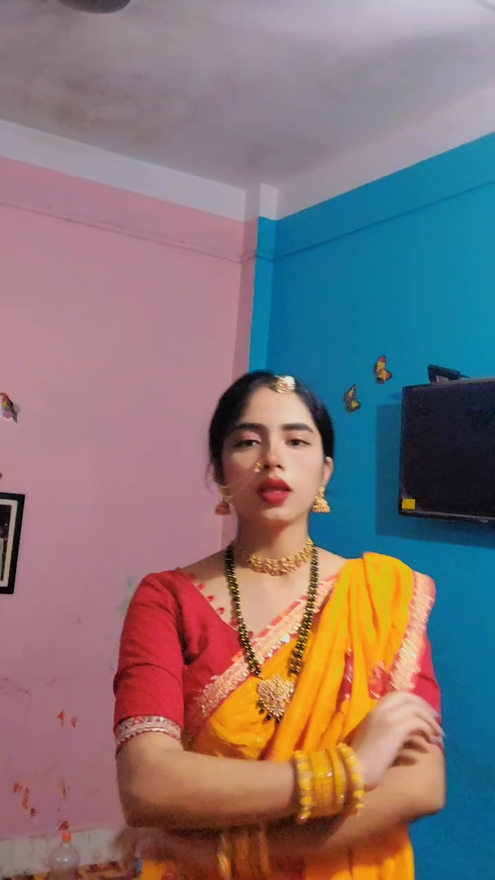 @Preeti🫶