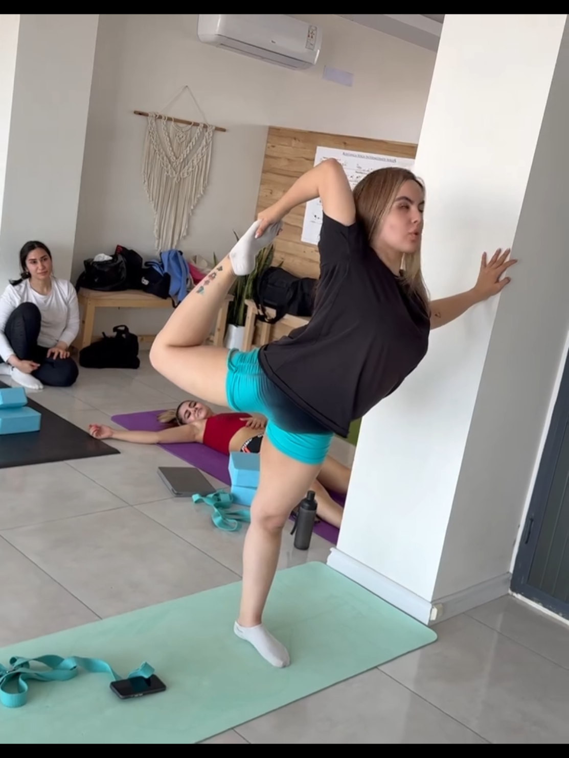 @Kimia.gorji