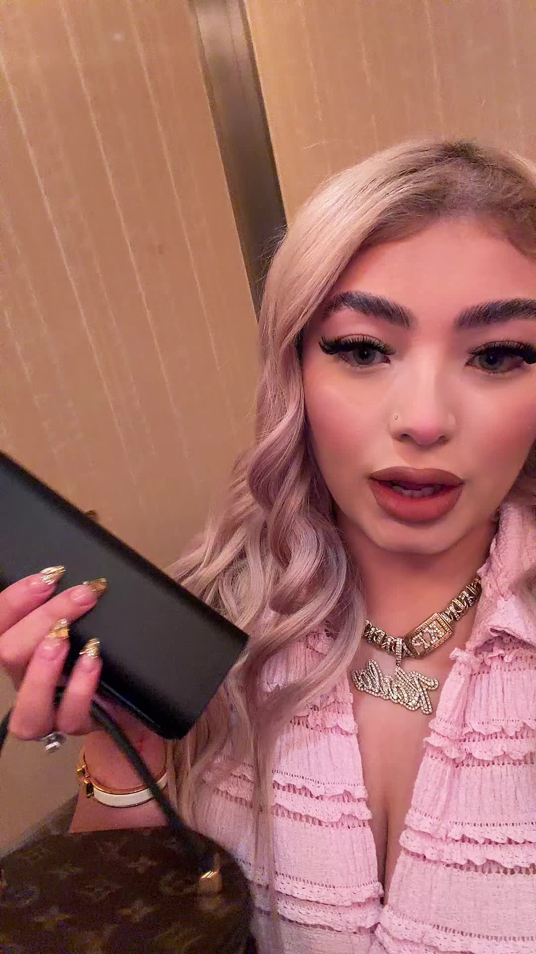 @Htxx.karlita