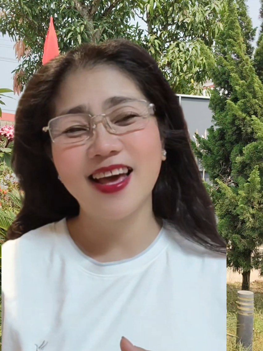 @Tố Quy&ecirc;n