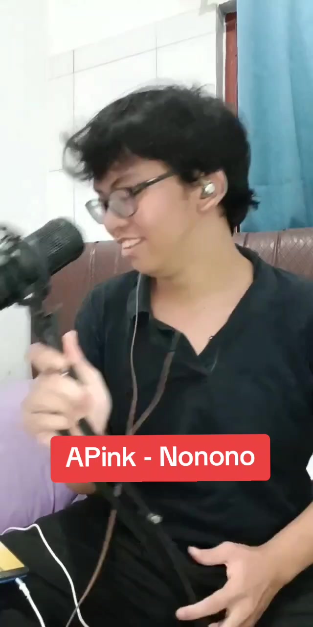 @FilemonPanda🔮🌈🫧🥂🌹🐼💖🎤🎸