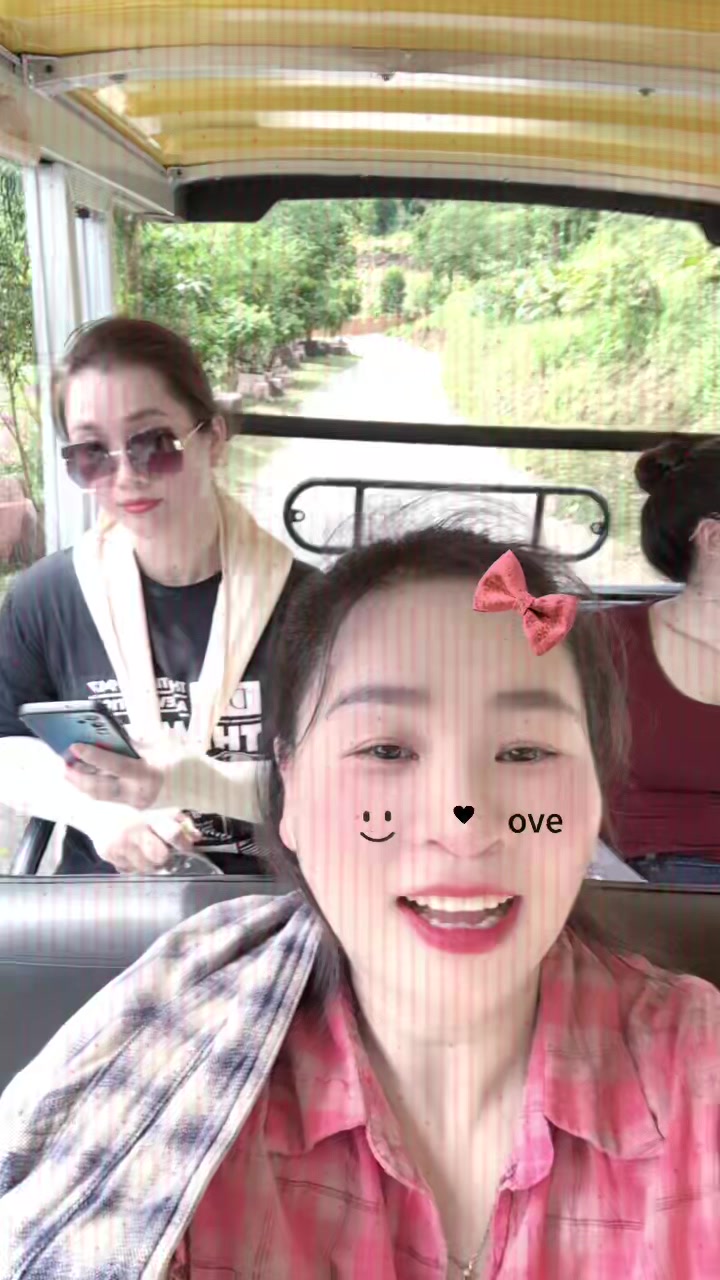 @Giang H&agrave; Thị