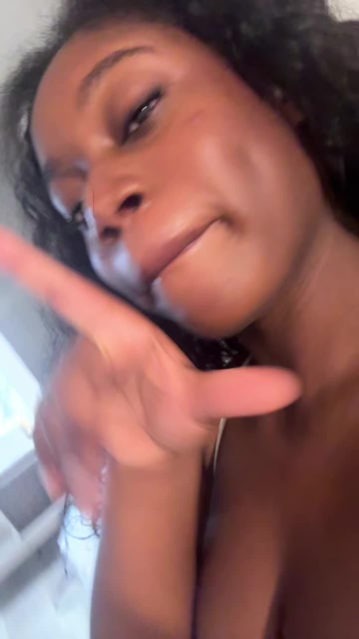 @renabenamiss20