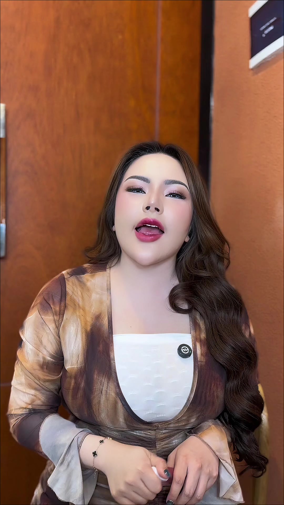 @lisamarianareal