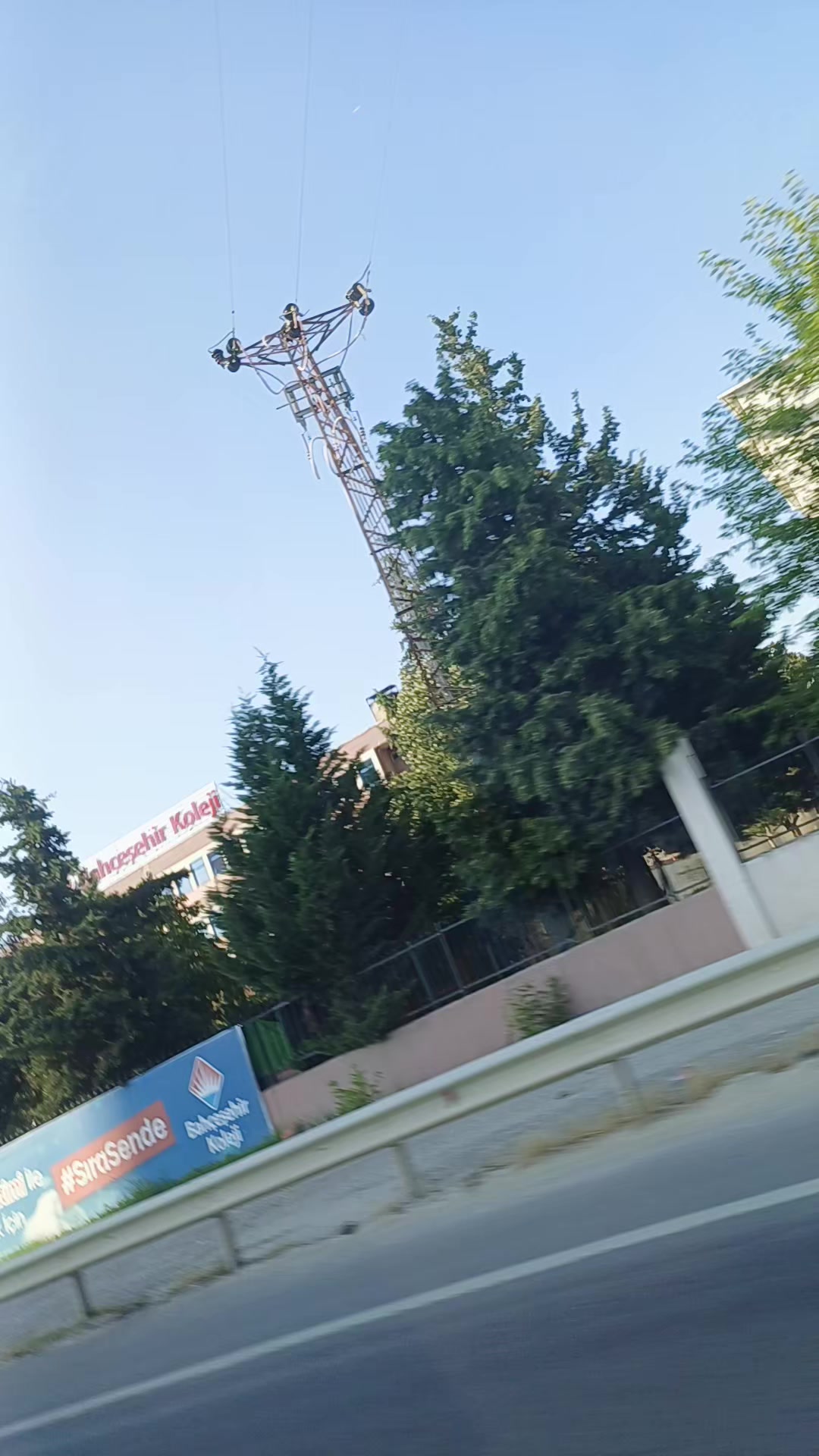 @yaseminsal