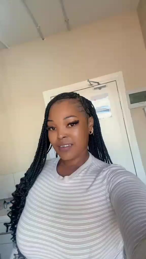 @Khozzie💋