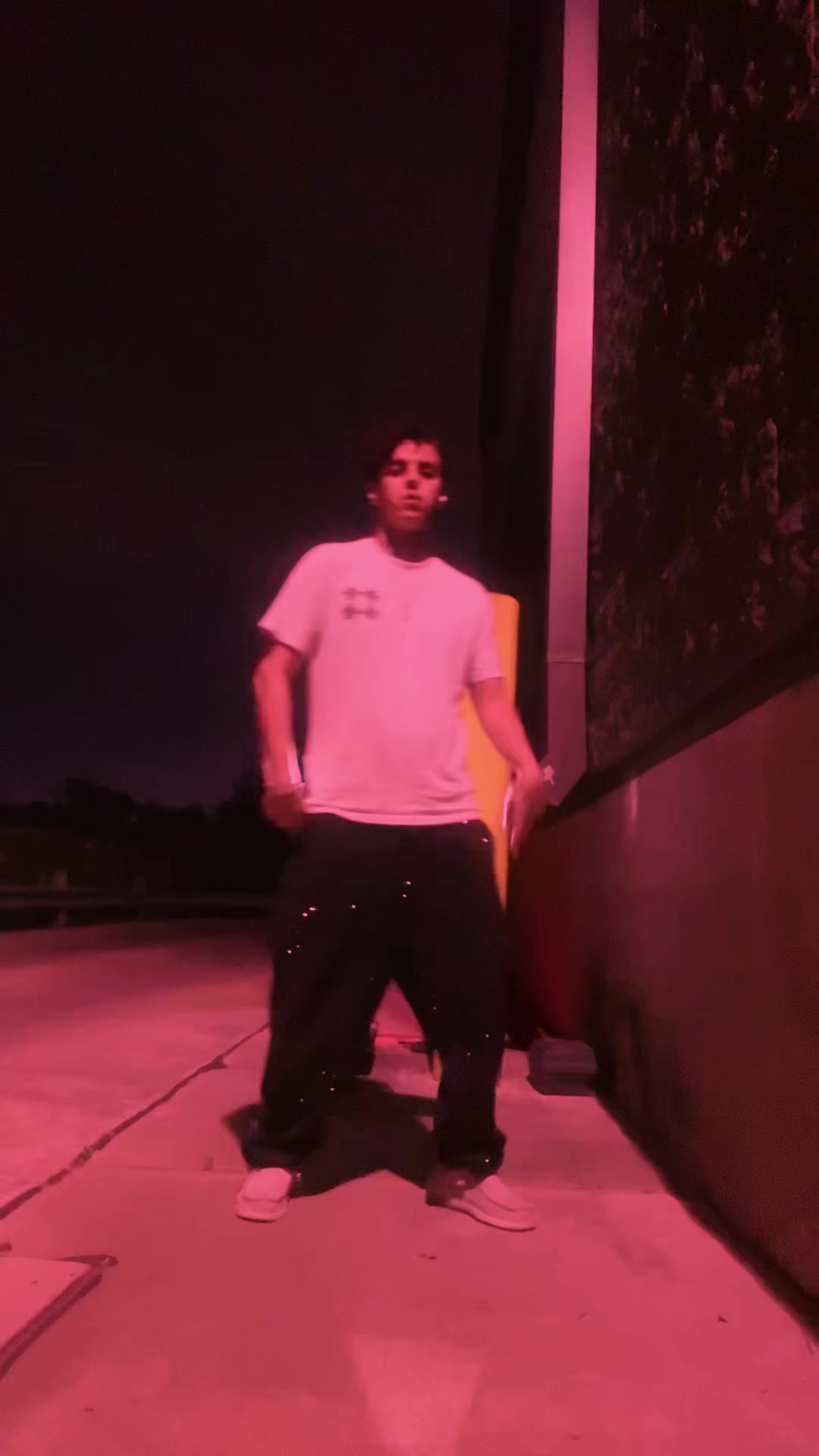 @Christian De La Paz