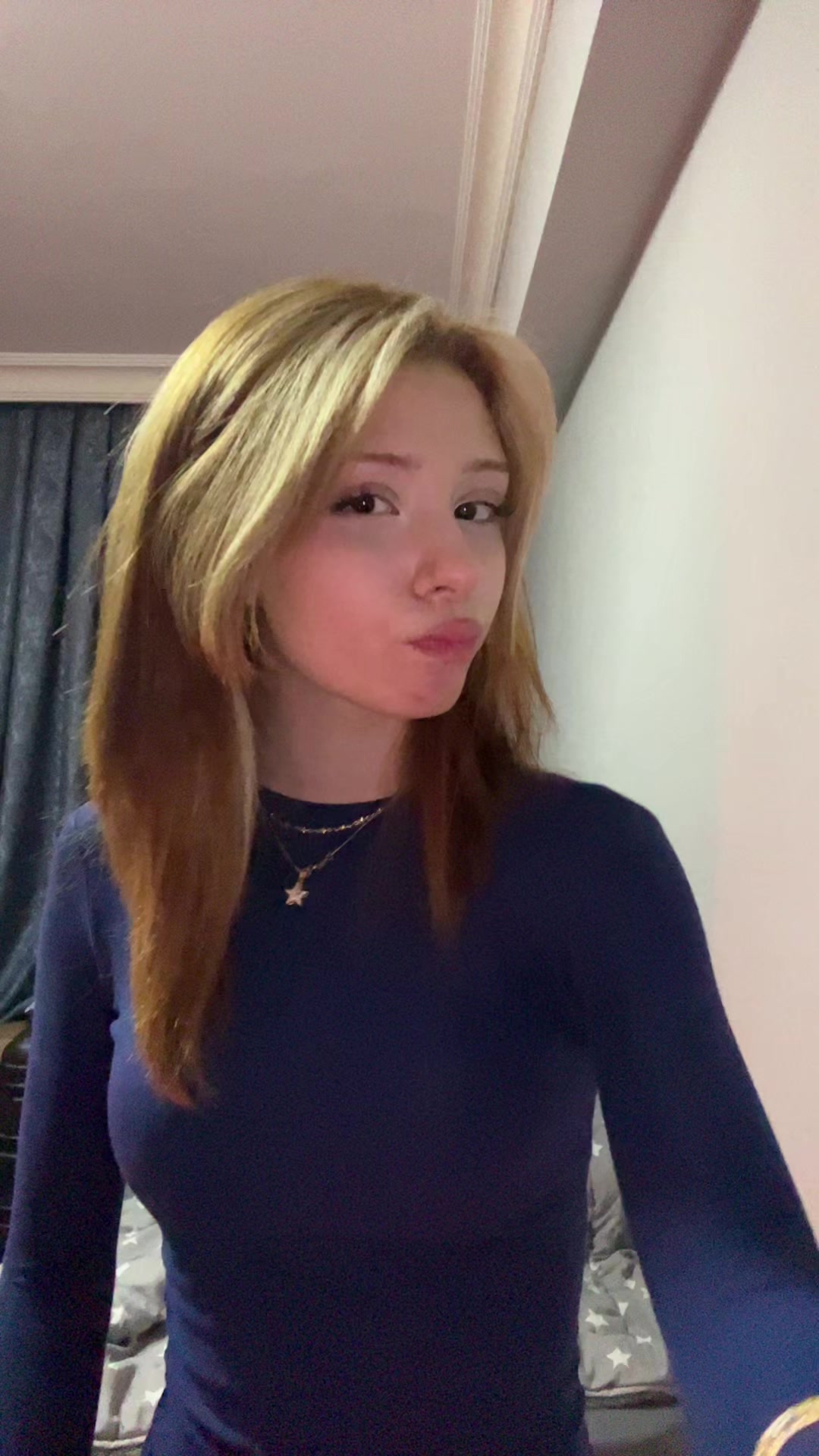 @azr