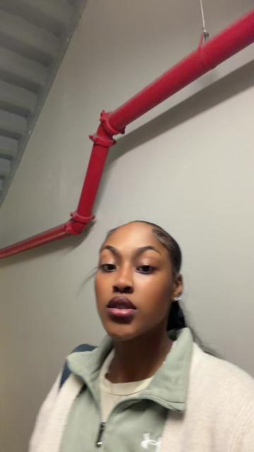 @𝓽ꫀꪖ🥀.