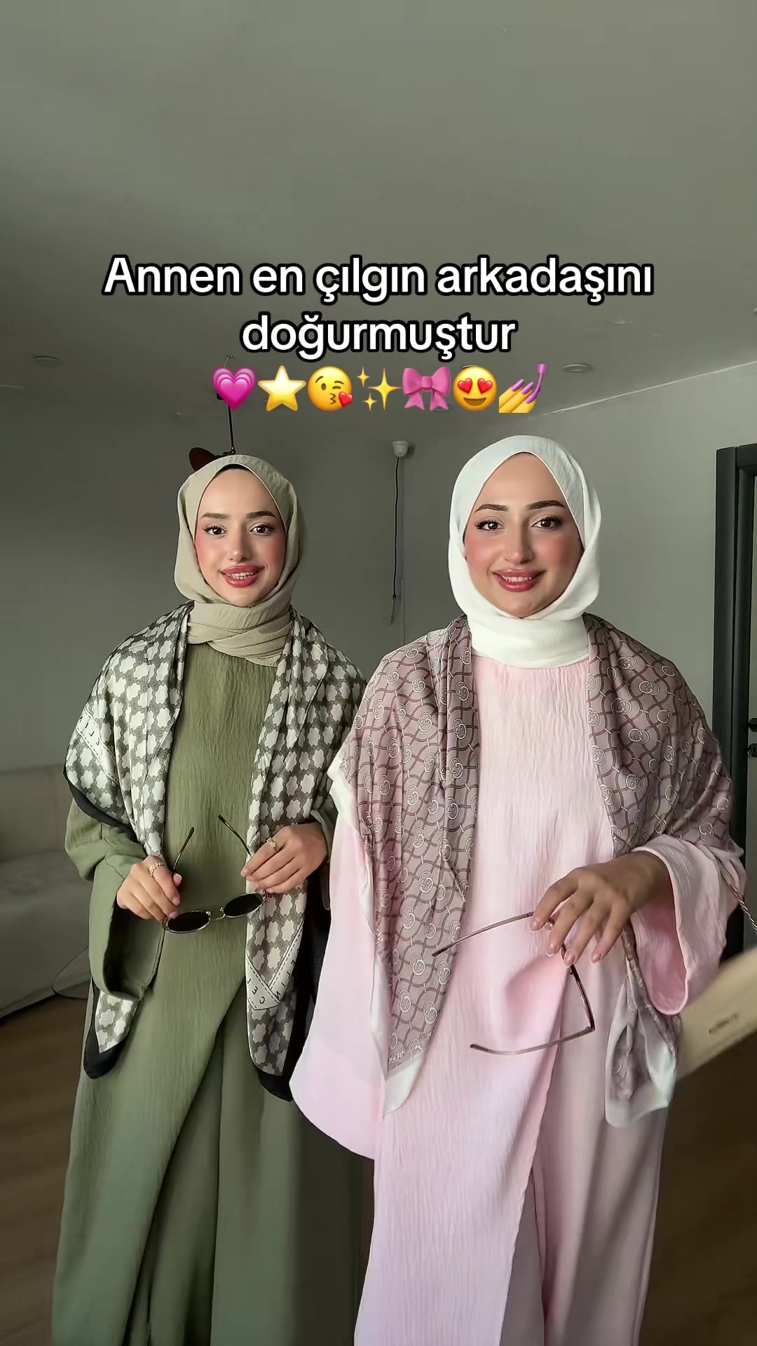 @Cansu