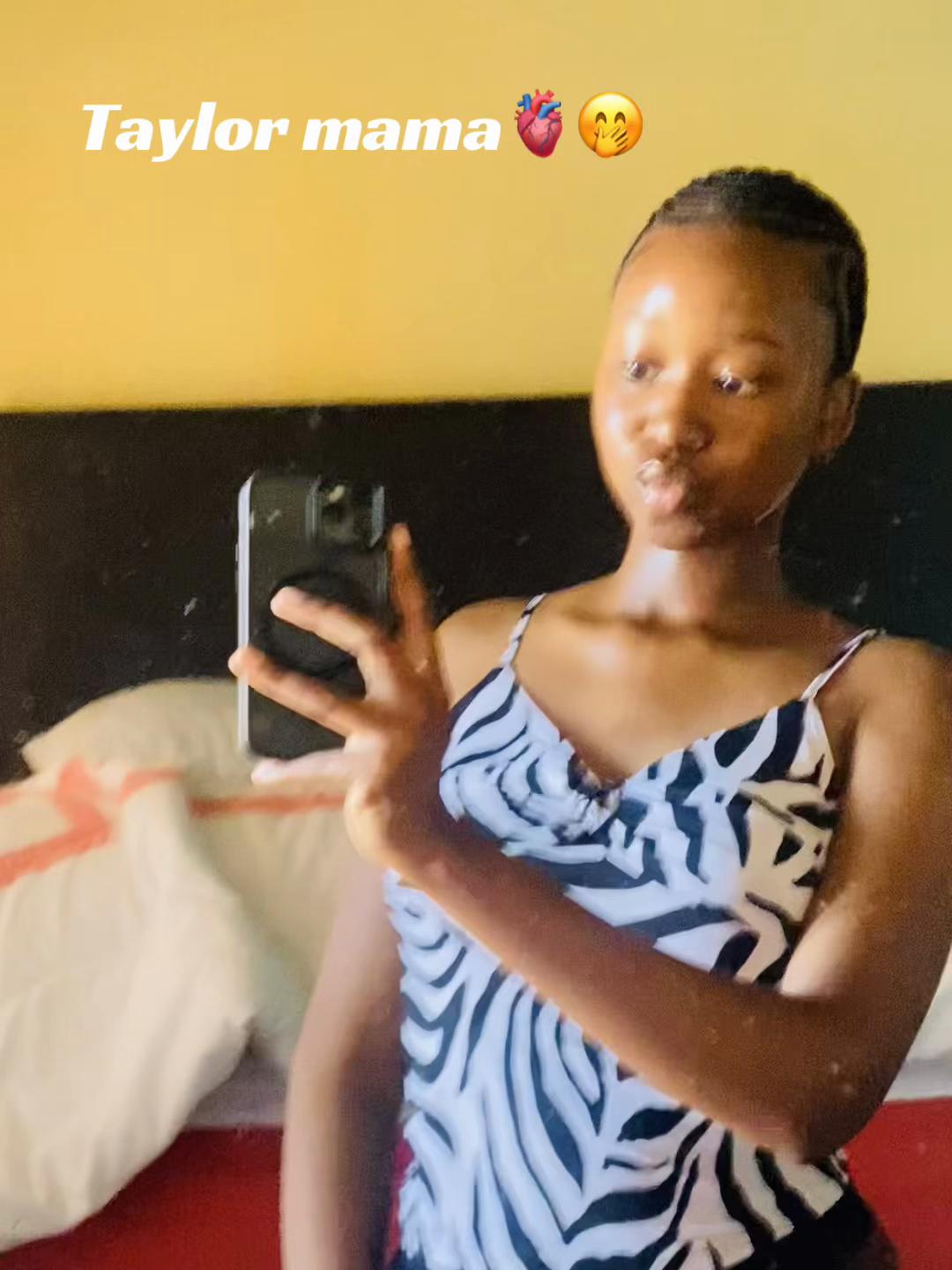 @T A Y L O R ! 🥷 💕