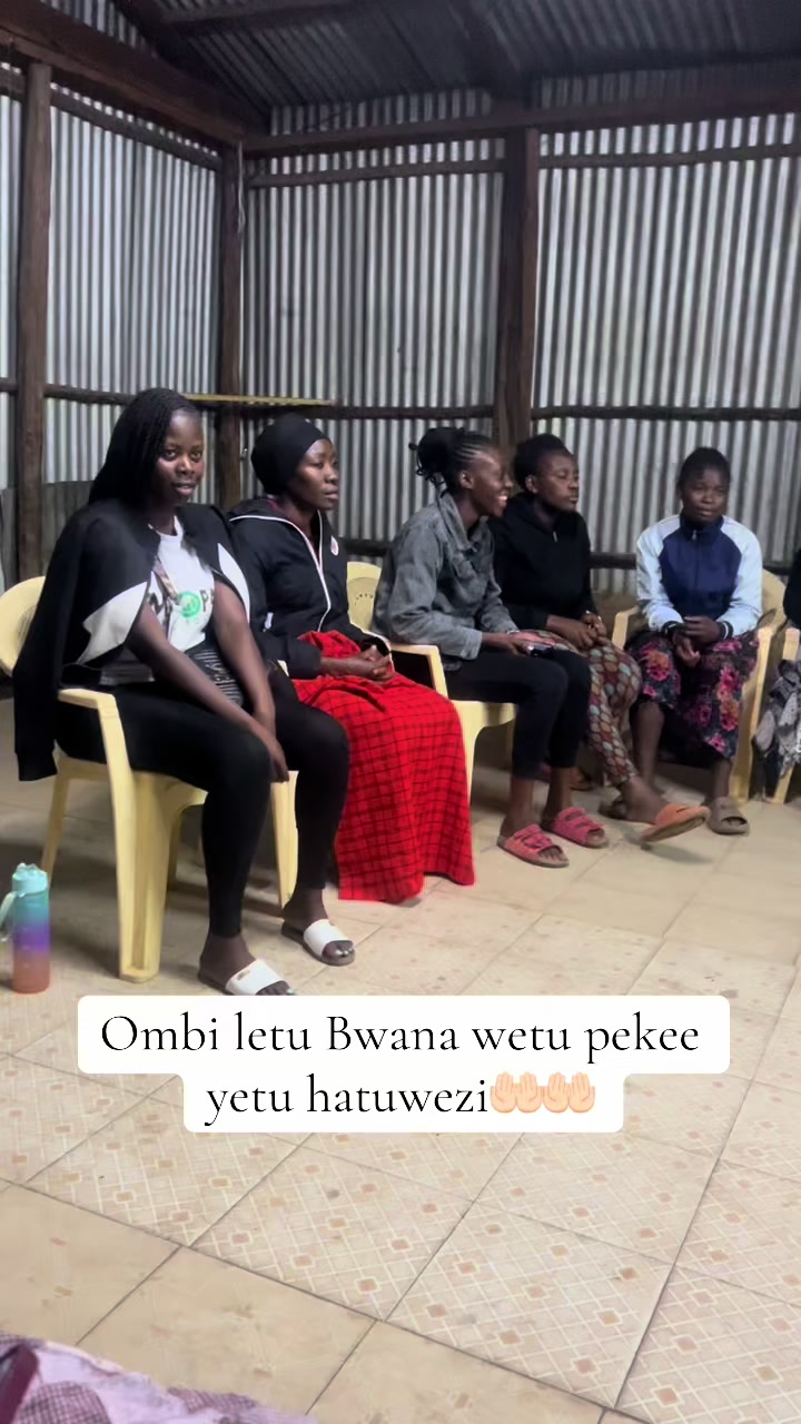 @Kariobangi Area choir-BACK UP