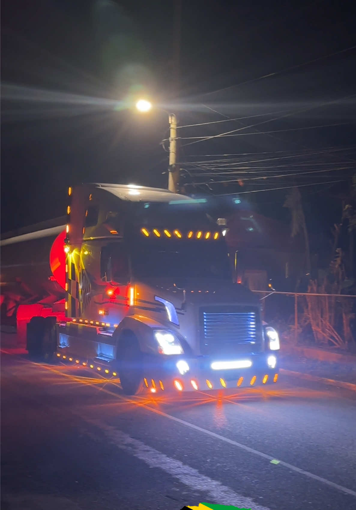 @Trucking Hell🇯🇲