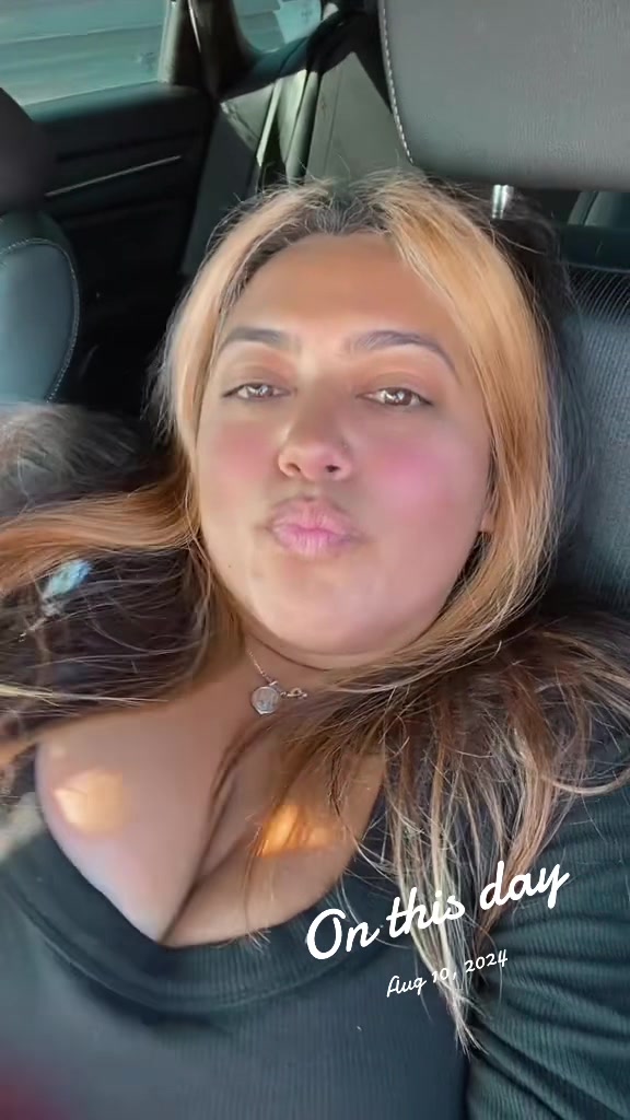 @Mari B