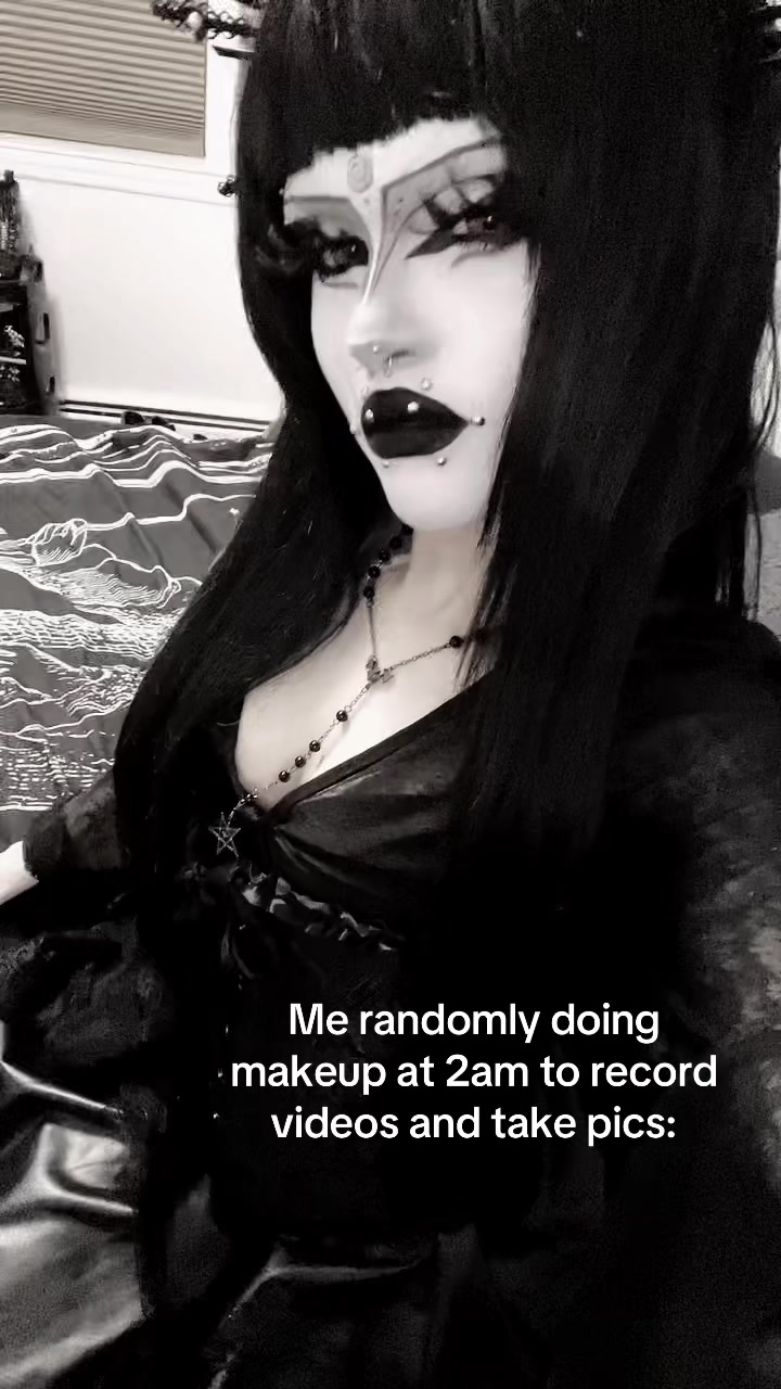 @𝔊𝔦𝔰𝔢𝔩𝔩𝔢♱