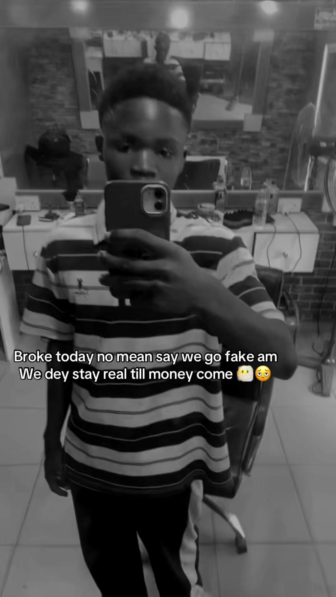 @MŎÑËŶ_ _MİN̈ĎĘĐ💸💲🔫