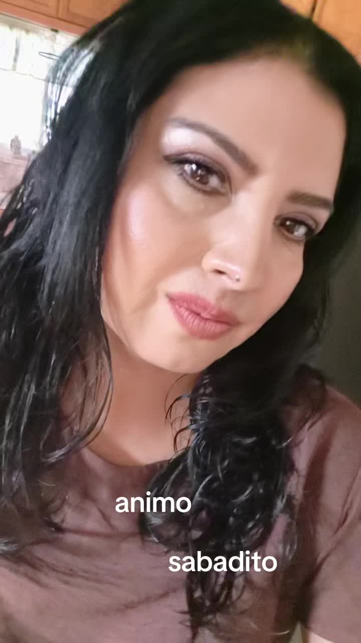 @María Elena