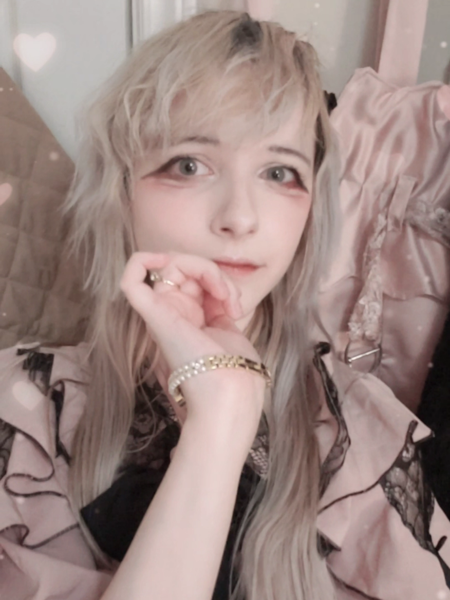 @Kvroii 🌸🇨🇦