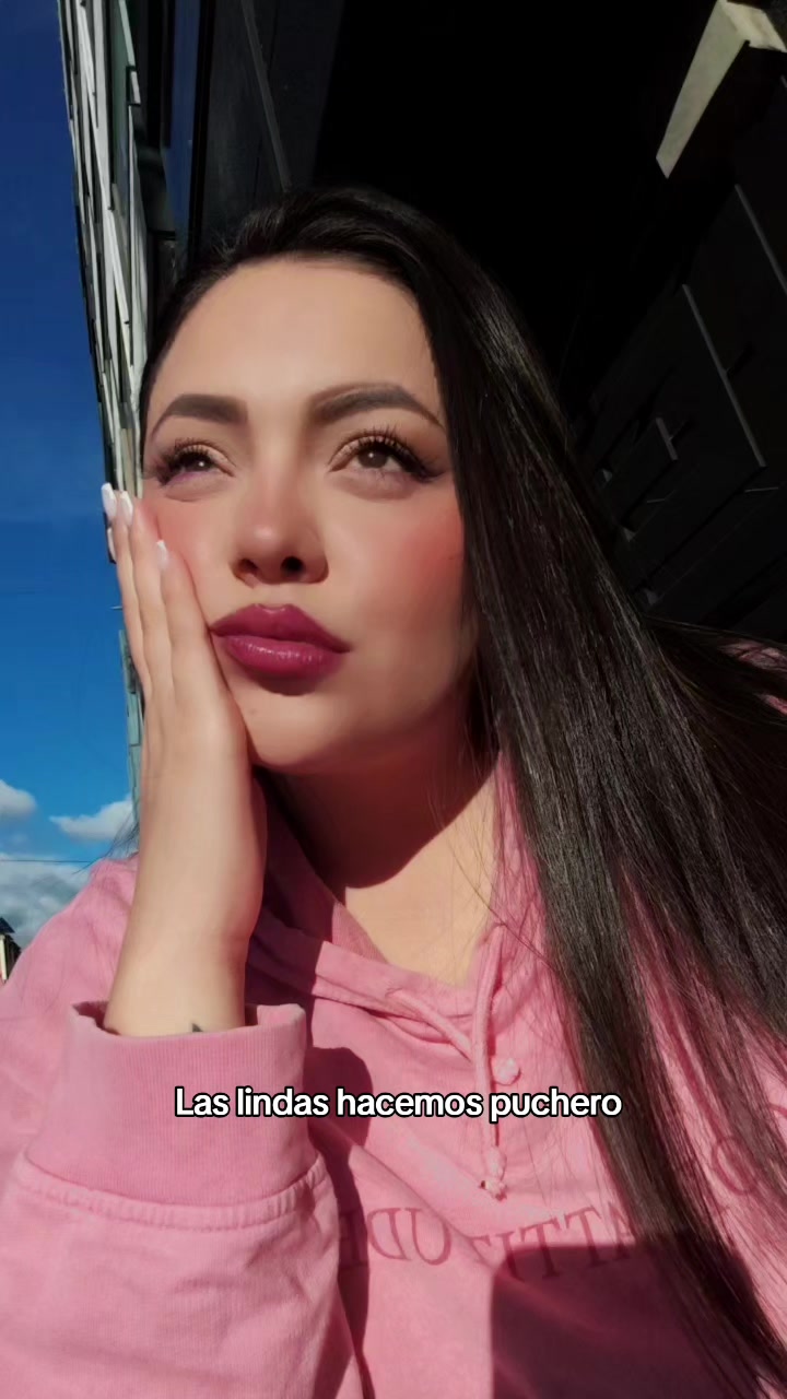 @Lau Zambrano
