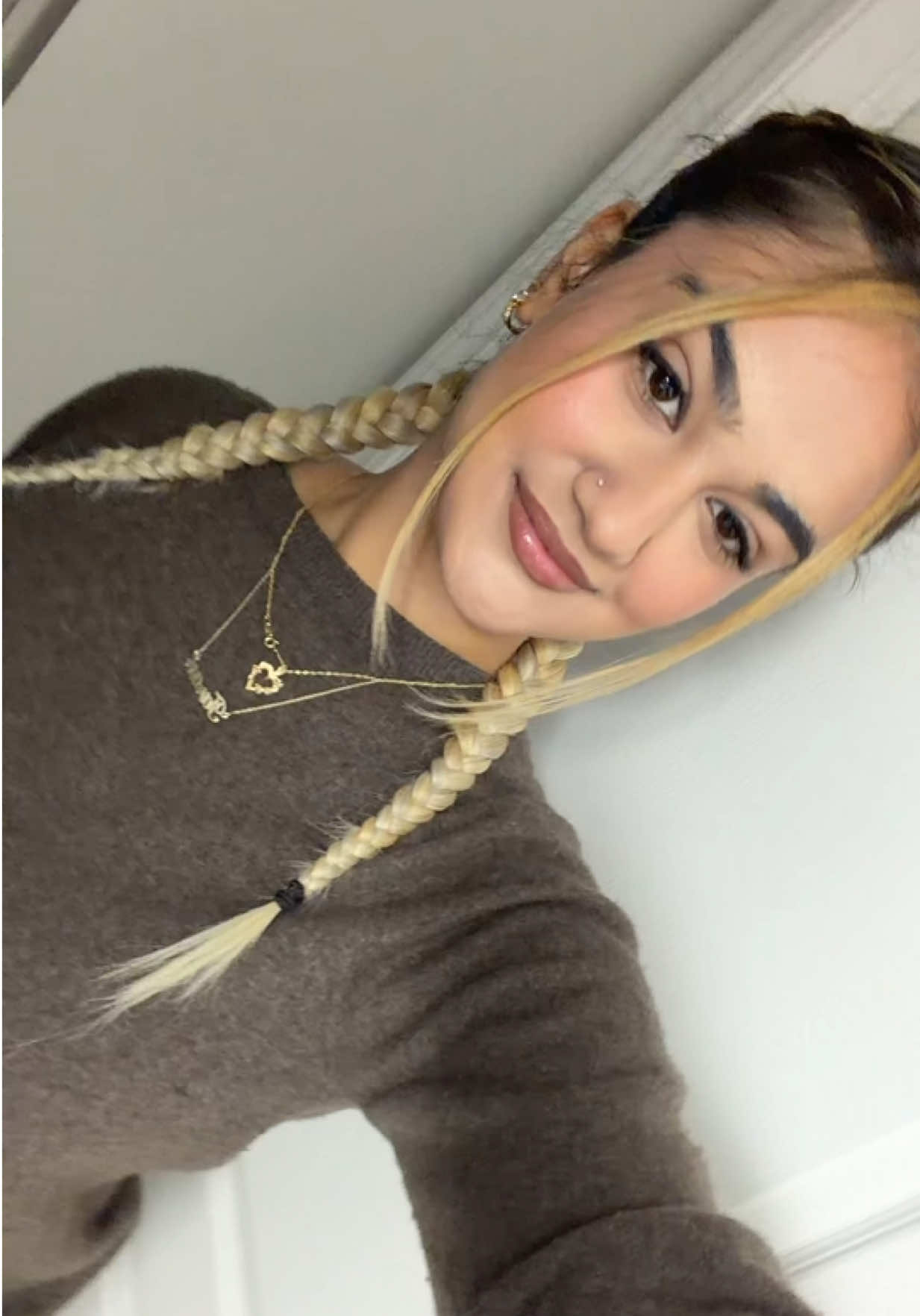 @T